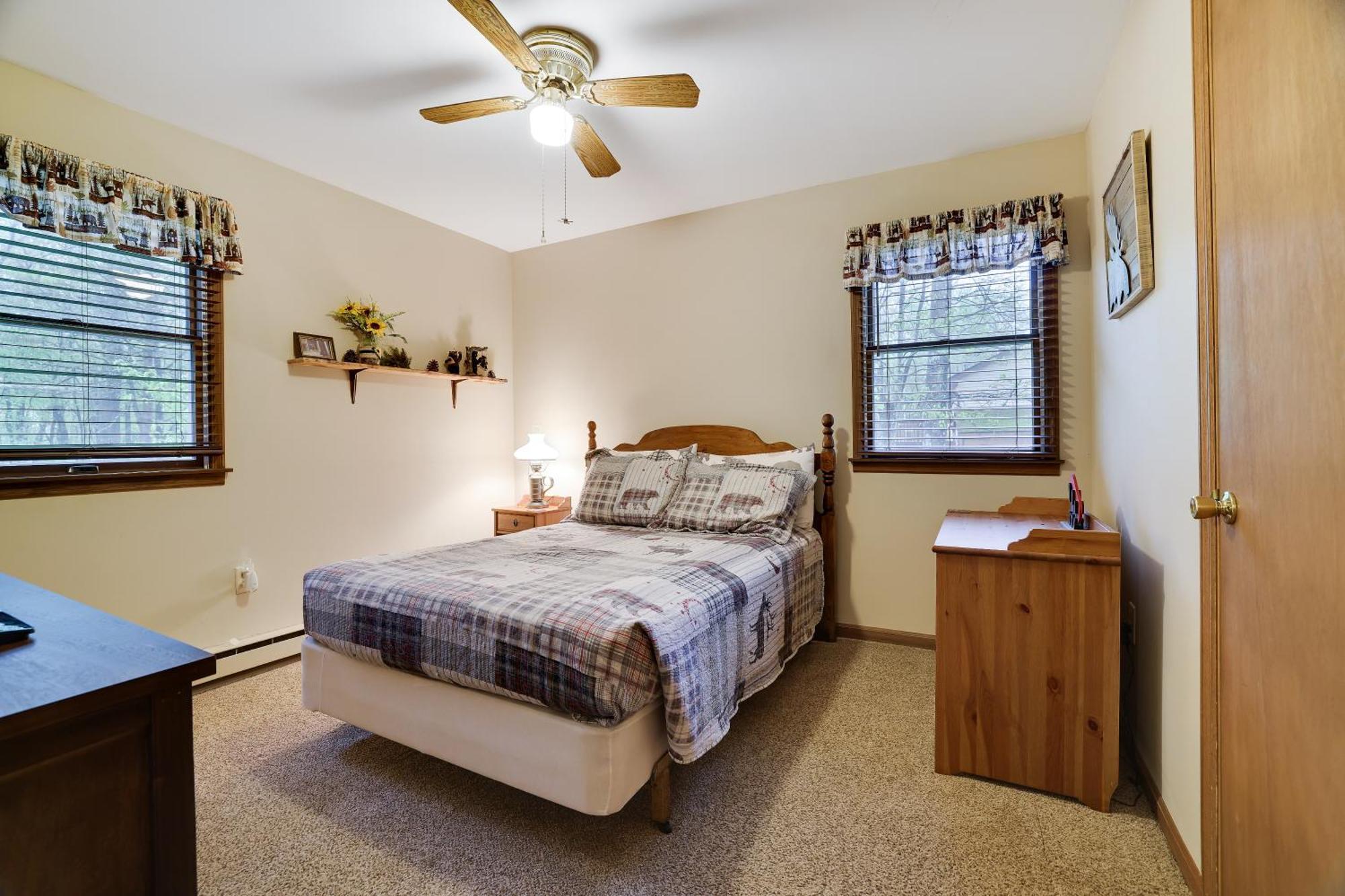 Serenity And Fun All In One In This Cozy Pocono Cabin Jim Thorpe Exterior foto